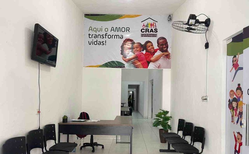 Governo Arthur Freitas revitaliza prédio do CRAS e entrega novos equipamentos