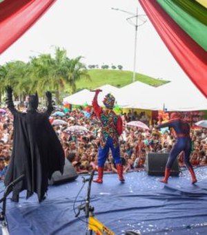 Festa do Dia das Crianças leva alegria para mais de 5 mil pequeninos