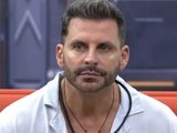 Ator Henri Castelli deixa o BBB 26 após crises convulsivas; médicos orientam saída