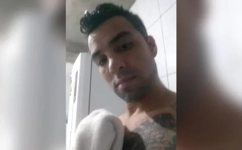 Homem é preso após estuprar e esfaquear ex-enteada por “vingança”