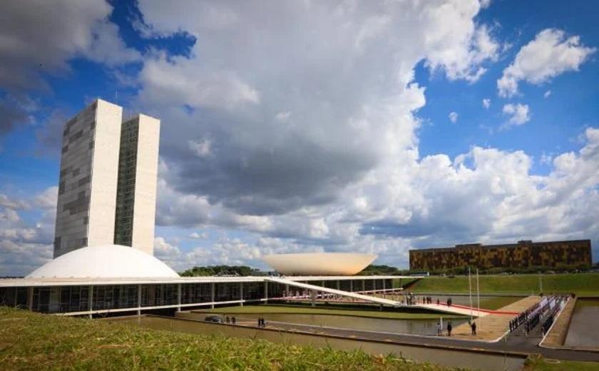 Congresso Nacional aprova liberação de R$ 9,3 bi para Auxílio Brasil