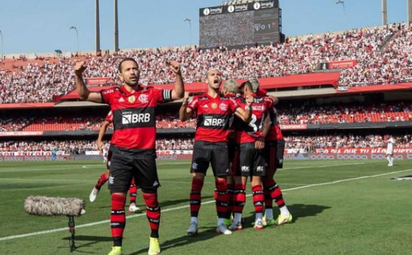 Flamengo faz 4 x 0 e atropela o São Paulo no Brasileirão