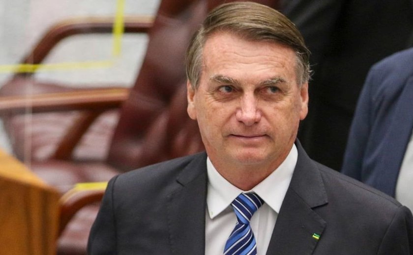 Advogada transfere R$ 3,5 mil por engano para Jair Bolsonaro