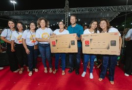 Educação de Murici comemora Selo Ouro, lança projeto de leitura e faz sorteio de prêmios para alunos e servidores