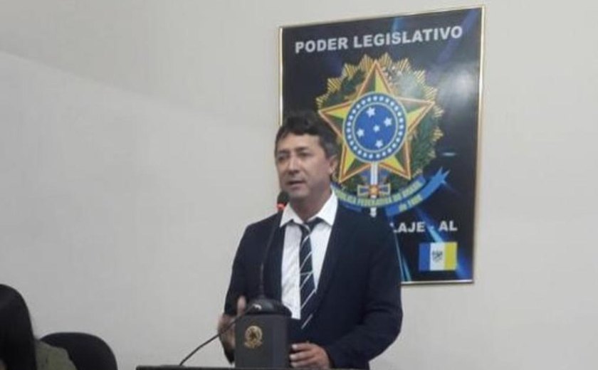 Presidente da Câmara de Vereadores de São José da Laje é conduzido pela PF durante operação