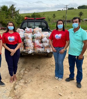 Prefeitura de Ibateguara entrega cestas básicas para centenas de famílias