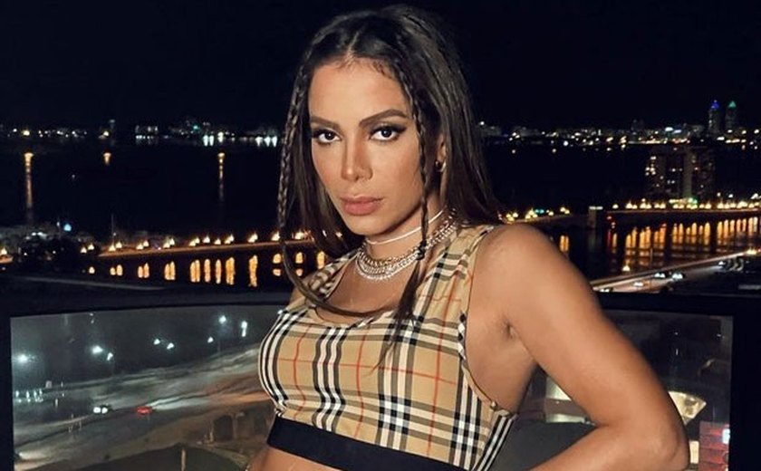 Anitta “sonha” em sair de gravadora e expõe insatisfação contratual