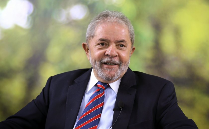 Presidente Lula vai passar por procedimento cirúrgico no quadril