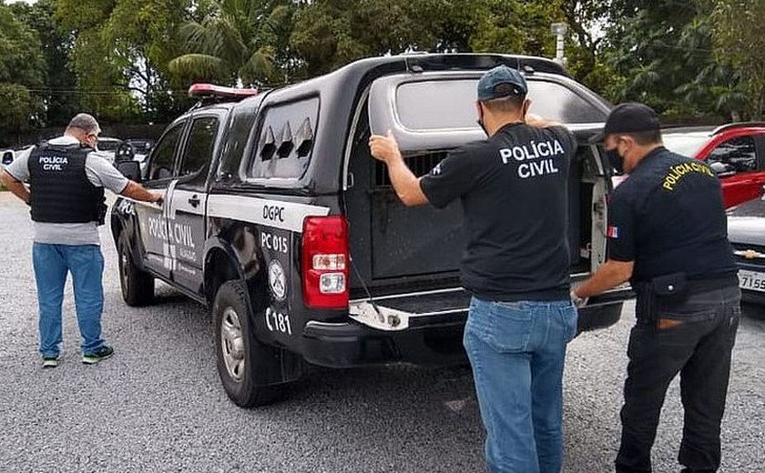 Polícia prende homem que usava simulacro de arma para roubar em Maceió