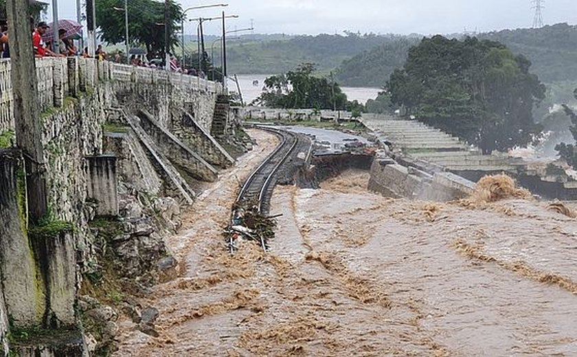 Mais de 40 cidades de Alagoas enfrentam problemas no fornecimento de água tratada