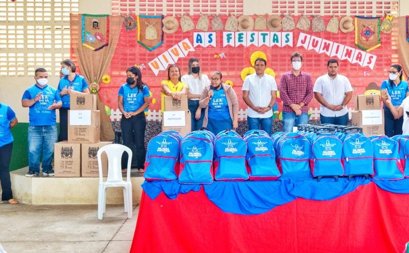 Prefeitura de Palmeira dos índios e Semede entregam kits escolares a mais de 2 mil alunos e professores