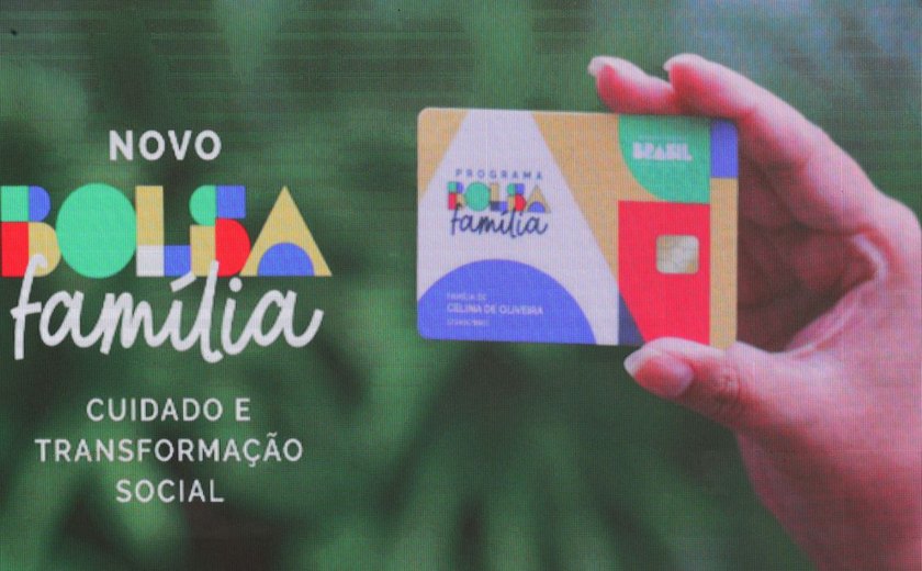 Caixa paga novo Bolsa Família a beneficiários com NIS de final 3