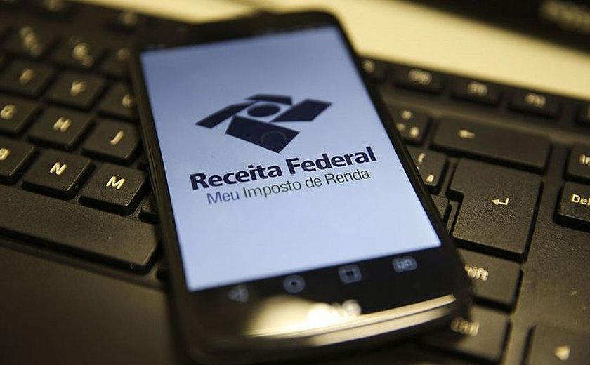 Receita paga nesta quinta lote residual de restituições do IRPF 2021