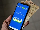 Auxílio Brasil é pago hoje a beneficiários com NIS final 4