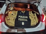 Traficante tenta fugir em BMW com 800 kg de drogas e é preso ao parar para fumar maconha