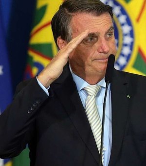 'Não vou congelar o preço dos combustíveis na canetada”, diz Bolsonaro