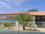 Professor de filosofia é afastado após ficar nu em sala de aula na Bahia