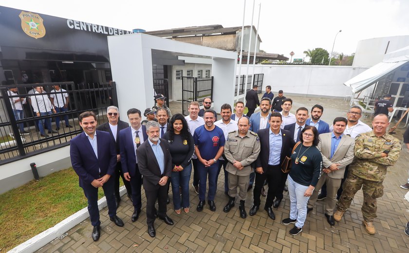 Paulo Dantas e Flávio Saraiva inauguram nova sede da Central de Flagrantes em Maceió