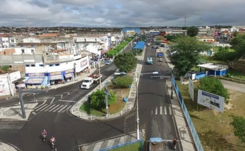 Baiano é preso suspeito de invadir apartamento e tentar estuprar vizinha no Sertão de AL