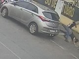 Homem é preso por agredir tia ao retirá-la do carro e derrubá-la no chão em rua de Arapiraca