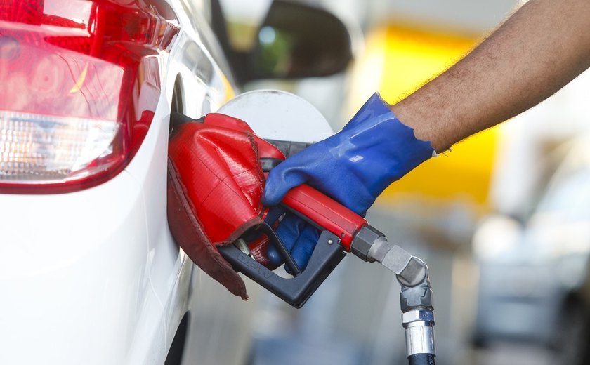 Em um mês, preço médio da gasolina em AL cresce 5,28% e chega a R$ 6,612, aponta levantamento