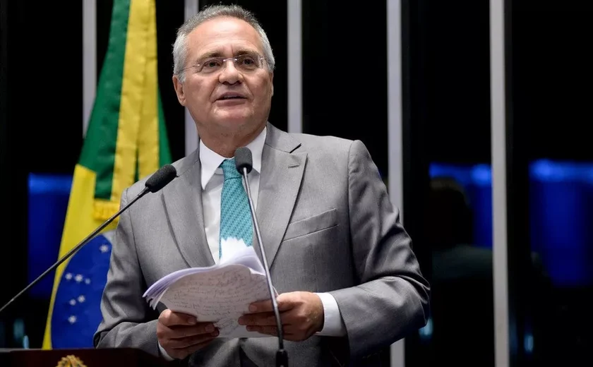 Renan Calheiros pede extradição de Bolsonaro o STF sob pena de prisão