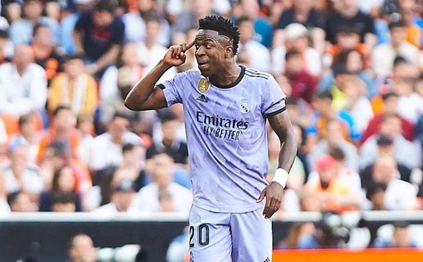 Vinicius Jr sofre racismo e é expulso de partida do Real Madrid