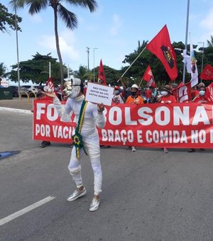 Manifestantes vão às ruas pedir impeachment do presidente Jair Bolsonaro