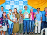 Prefeitura entrega cestas básicas a idosos e gestantes e amplia frota de veículos da Assistência Social