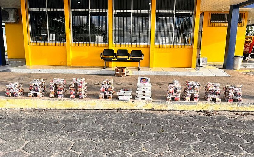 Polícia apreende 110 kg de cocaína e maconha em ônibus interestadual que vinha de São Paulo para Maceió