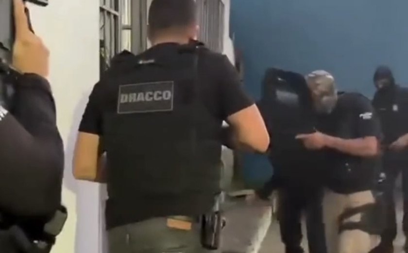 Operação Nêmesis prende cinco integrantes de facção criminosa na Praia do Francês