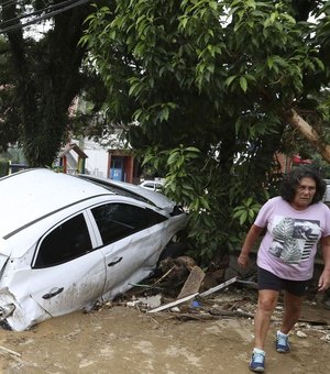 Com 113 mortos, Petrópolis volta a enfrentar chuvas e alagamentos