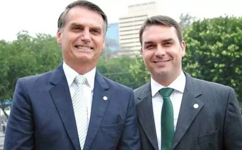 Bolsonaro diz que Flávio será seu candidato à Presidência da República