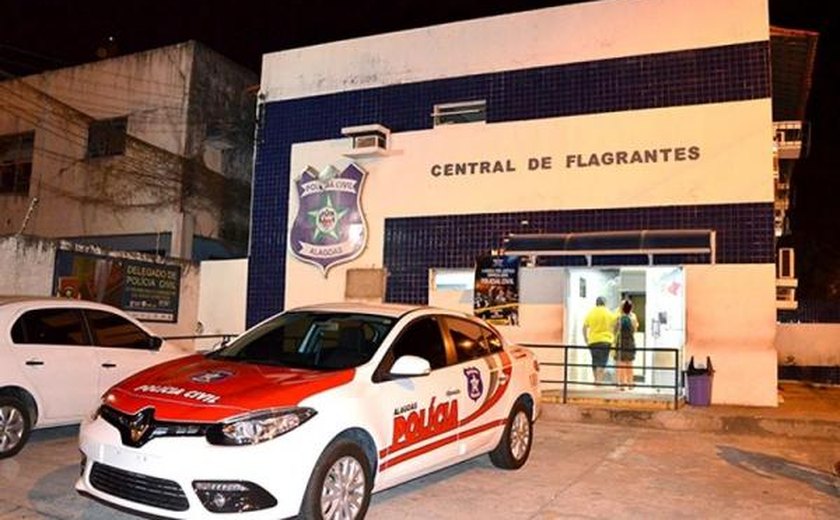 Polícia prende motorista que dirigia embriagado pela contramão, na Ponta Verde, em Maceió