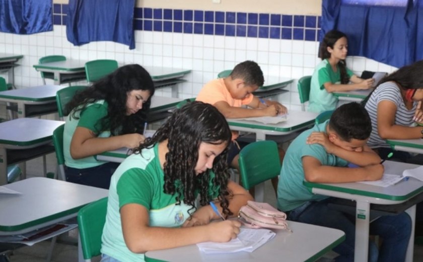 Alunos de Palmeira dos Índios são classificados para terceira fase da IV Olimpíada Brasileira de Educação Financeira