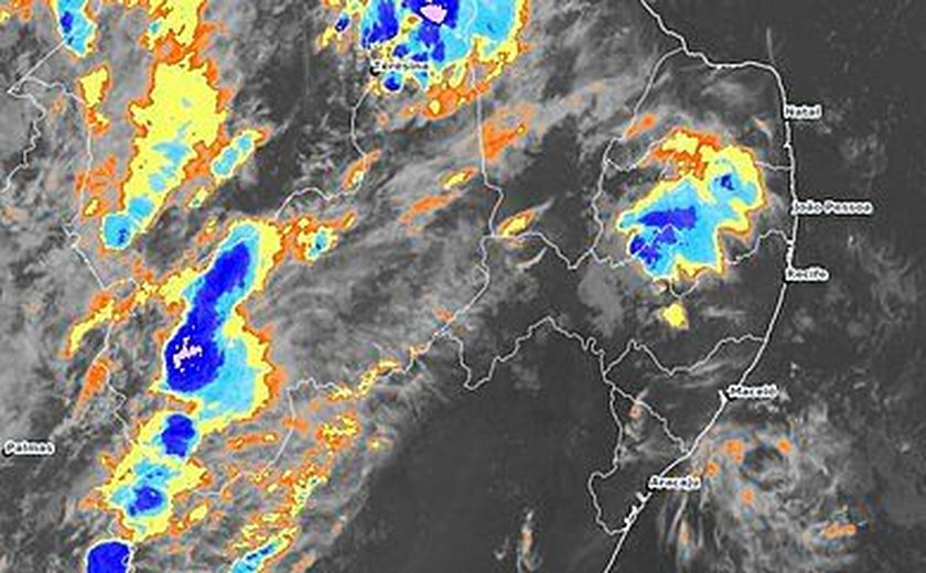 Sala de Alerta prevê chuvas, com raios e rajadas de vento, em três regiões de AL
