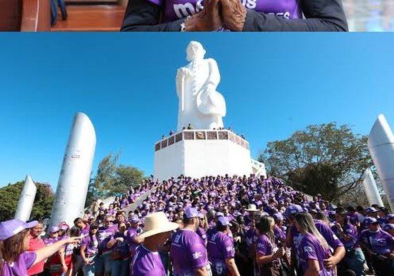 Prefeito Júnior Menezes participa de recepção aos romeiros que seguem para Juazeiro do Norte nesta quarta (22)