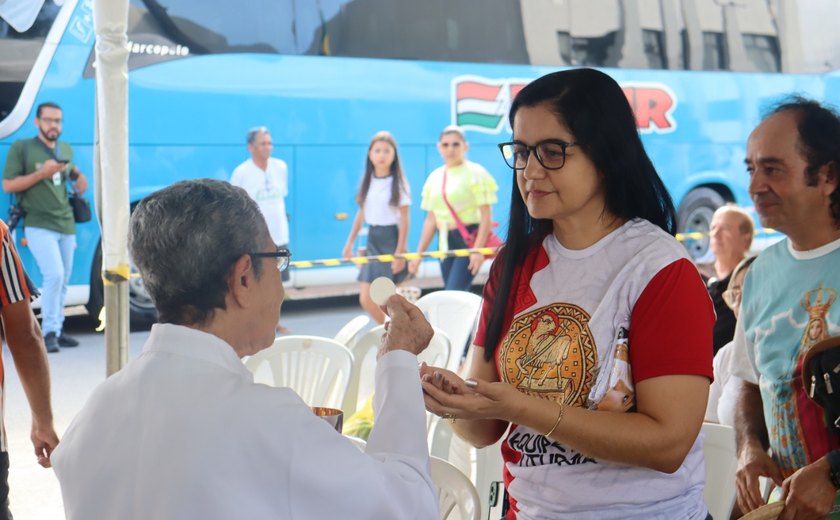 Romeiros de União dos Palmares viajam para Aparecida