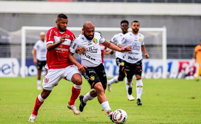 CRB faz seu último jogo fora de casa pela Série B, contra o já rebaixado Brusque