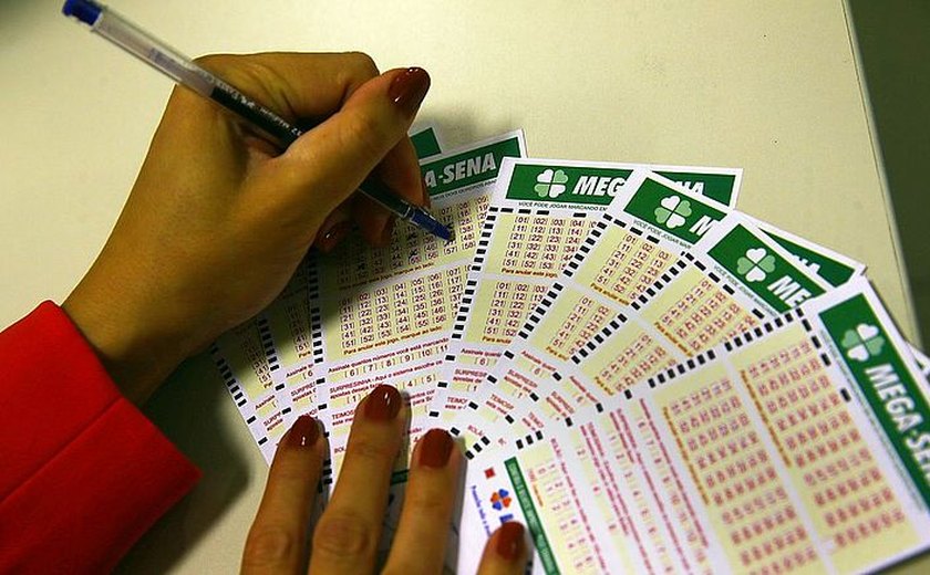 Mega-Sena pode pagar hoje prêmio de R$ 110 milhões