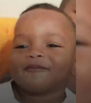 Menino de 2 anos morre com pescoço preso em janela de carro em Sergipe