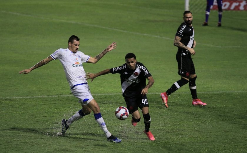 Jogando em São Januário, CSA venceu o Vasco somente uma vez