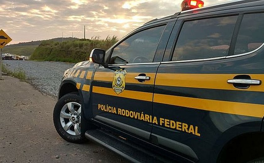 Homem recebe R$ 200 para entregar maconha e é preso na BR-101, em Rio Largo