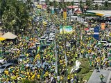 Feriado atrai milhares de pessoas em apoio a Bolsonaro na orla de Maceió