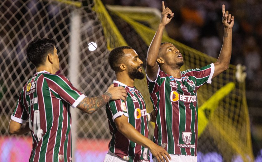 Fluminense vence Goiás em jogo com oito gols e quebra série negativa