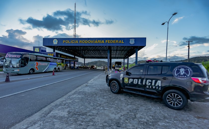 PRF realiza operação preventiva na BR-104 em União dos Palmares