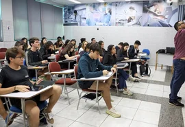 Desenrola Fies: estudante pode renegociar dívida a partir desta quarta