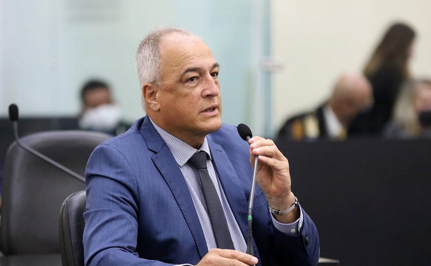 Galba Novaes apresenta requerimento solicitando criação da CPI da Braskem