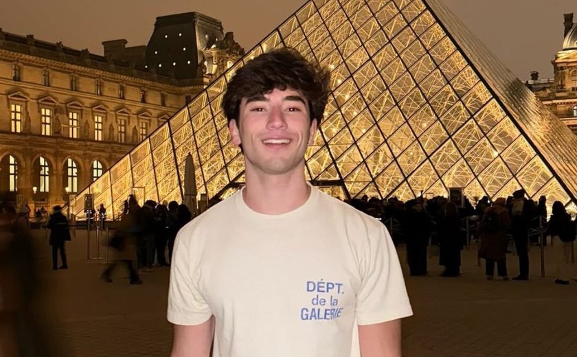 Influencer é expulso de faculdade após ofender colegas: ‘favelados’