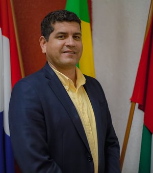 Vereador Nenzinha apresenta projeto de lei para instalar brinquedos adaptados para crianças com deficiência em União